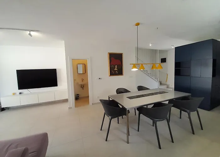 Casa Bucina 펜션 *